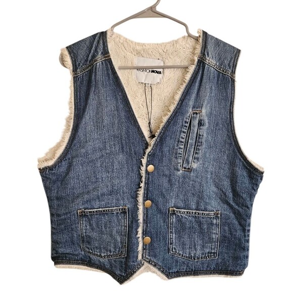 Fashion Nova "Big Sky Denim" Sherpa Lined Button-up Denim Vest Size L NEW - Picture 4 of 7